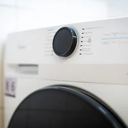 Cil - 6 Beds Near A49 & Park Schoenfeld * Kassel