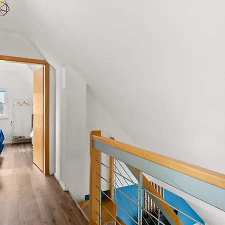 Cil - 6 Beds Near A49 & Park Schoenfeld Kassel