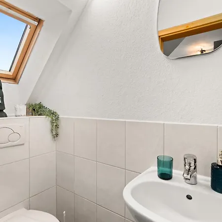 Cil - 6 Beds Near A49 & Park Schoenfeld Appartement *