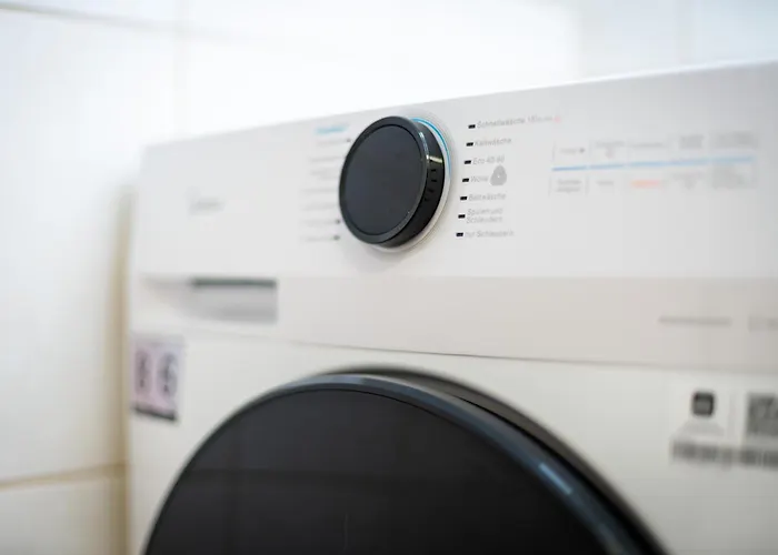 Cil - 6 Beds Near A49 & Park Schoenfeld * Kassel